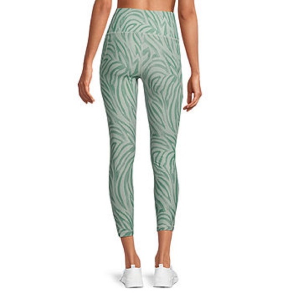 6. Xersion Womens High Rise Quick Dry 7/8 Ankle Leggings - Picture 2 of 6